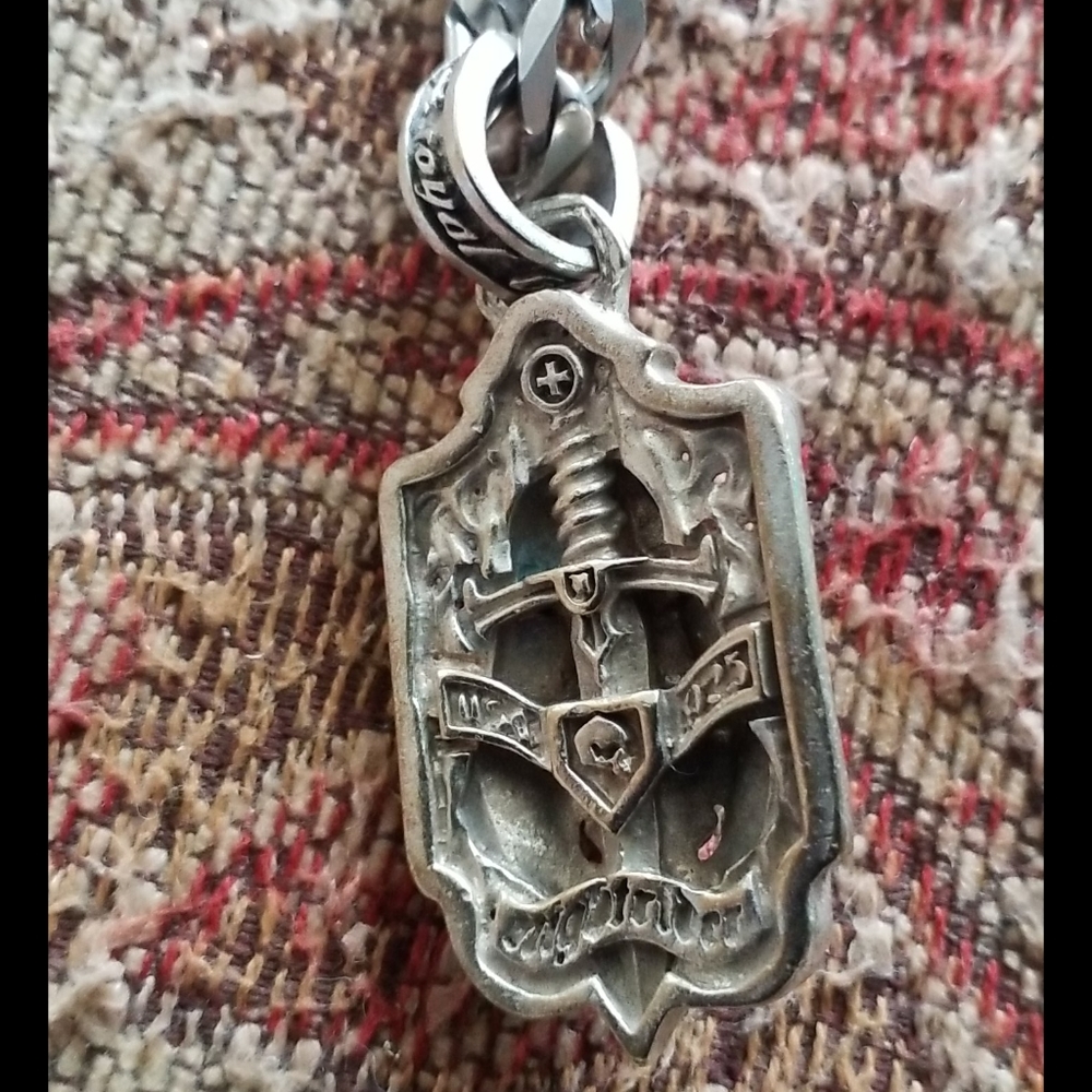 925 Royal Blood Lion Pendant And Necklace - Picture 7 of 16